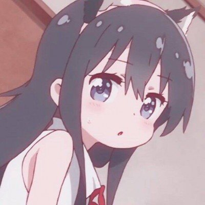 两只狗偷药：一个打掩护一个负责偷